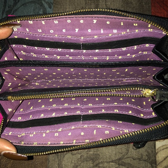 Juicy Couture Wallet❇️SOLD❇️ - Picture 4 of 8